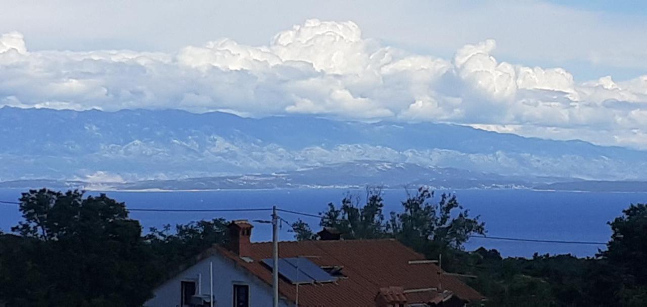 Kelk Loznati Apartment Bagian luar foto