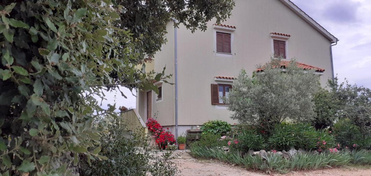Kelk Loznati Apartment Bagian luar foto