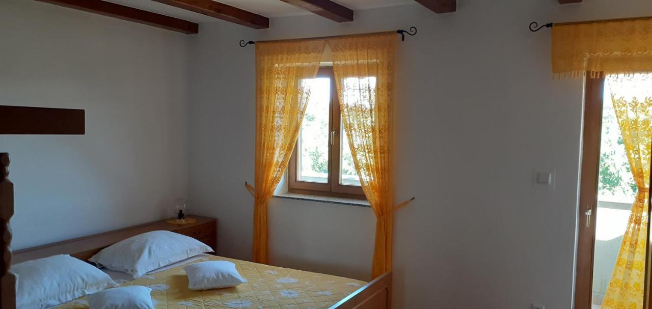 Kelk Loznati Apartment Bagian luar foto