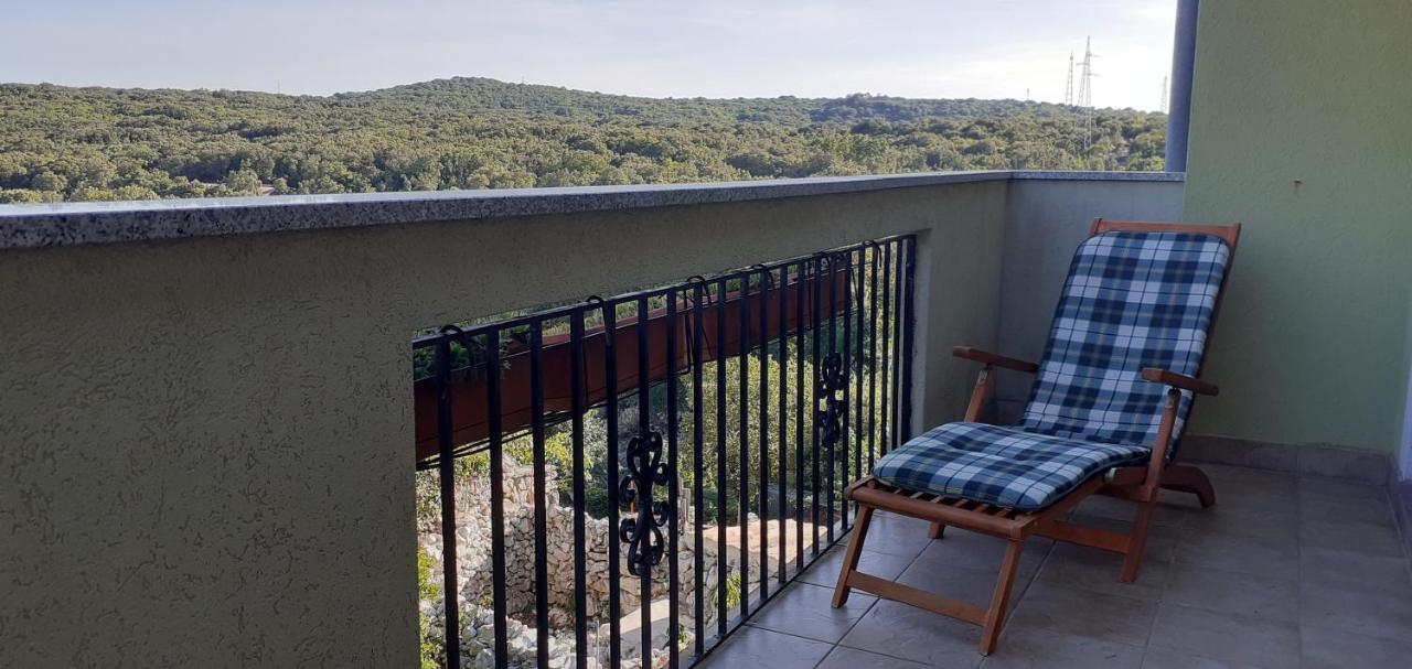Kelk Loznati Apartment Bagian luar foto