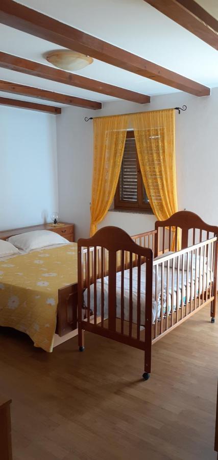 Kelk Loznati Apartment Bagian luar foto
